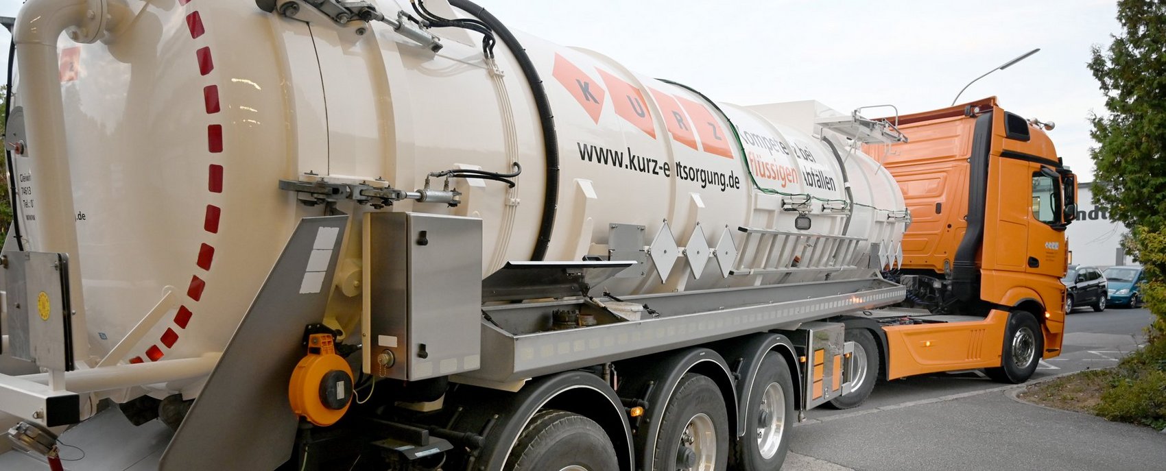 LKW für Fettabscheider Entsorgung